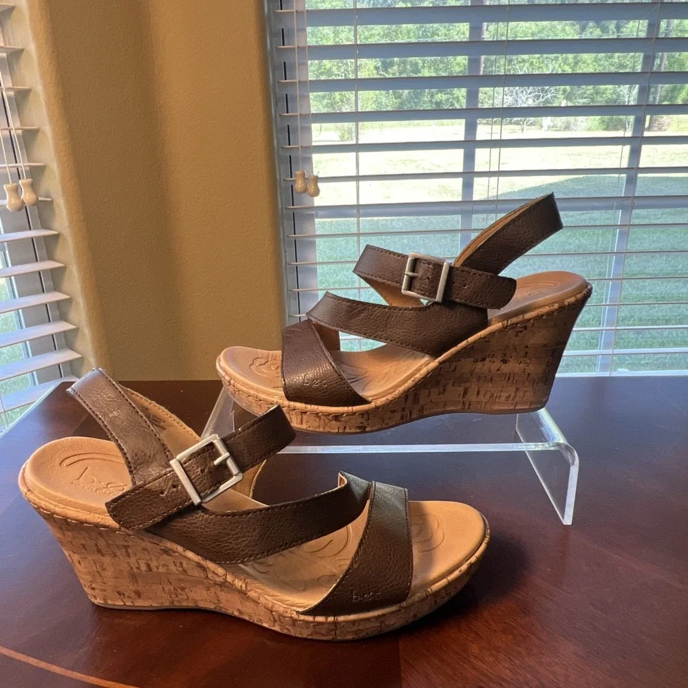 BOC Born Concept Chocolate Brown Strappy Wedge Sandals Womens 10M Z13723 Boho